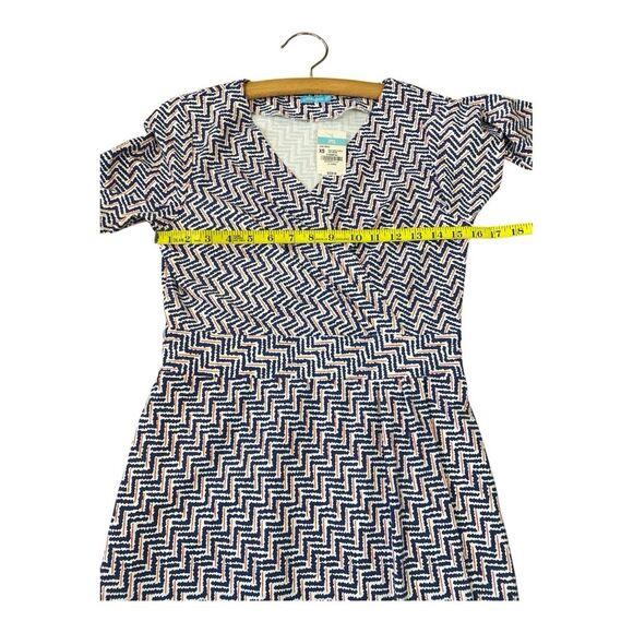 J. McLaughlin Red Navy White Chevron Pattern Dress Cinched Waist Stretchy Office - Picture 3 of 9